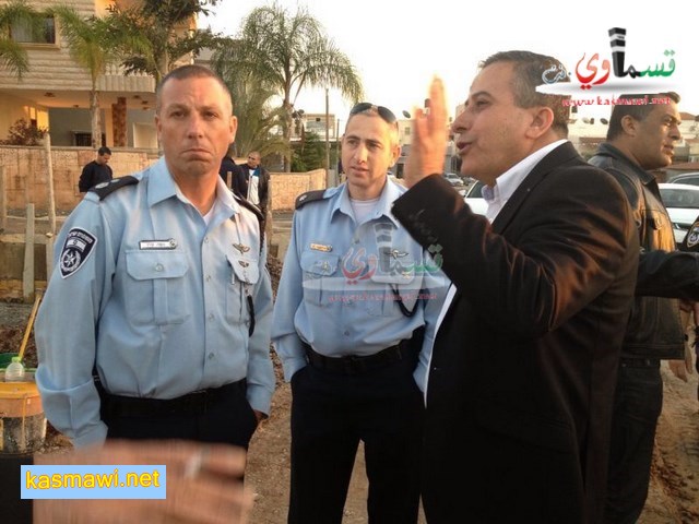 قائد شرطة راس العين يصادق على شبكة كاميرات مغلقه في انحاء كفرقاسم 